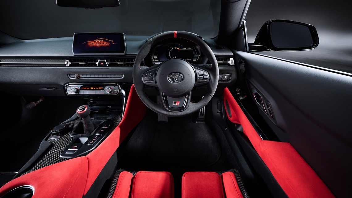 Toyota-GR-Supra-A90-Final-Edition-interieur-stoelen-stuur-dashboard